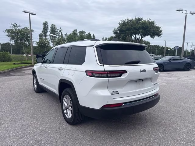 2024 Bright White Clearcoat Jeep Grand Cherokee L Laredo 4X4 SUV