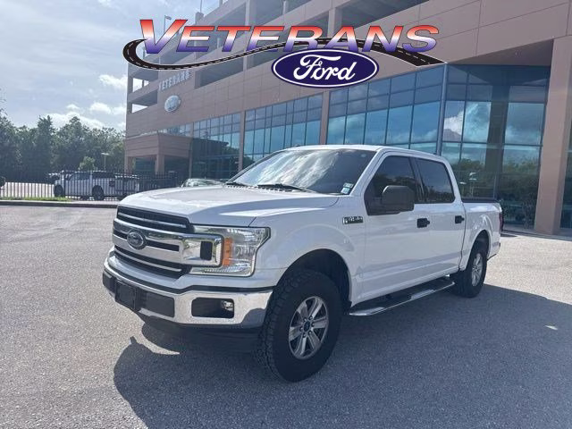 2018 Oxford White Ford F-150 XLT Crew Cab Pickup RWD Truck