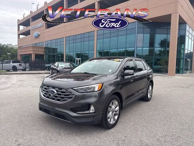 2019 Magnetic Metallic Ford Edge Titanium FWD SUV