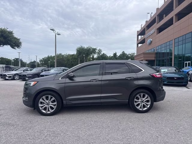 2019 Magnetic Metallic Ford Edge Titanium FWD SUV