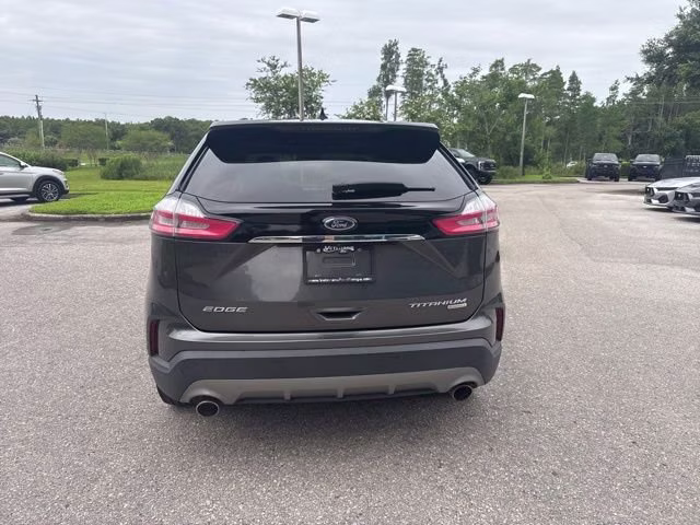 2019 Magnetic Metallic Ford Edge Titanium FWD SUV