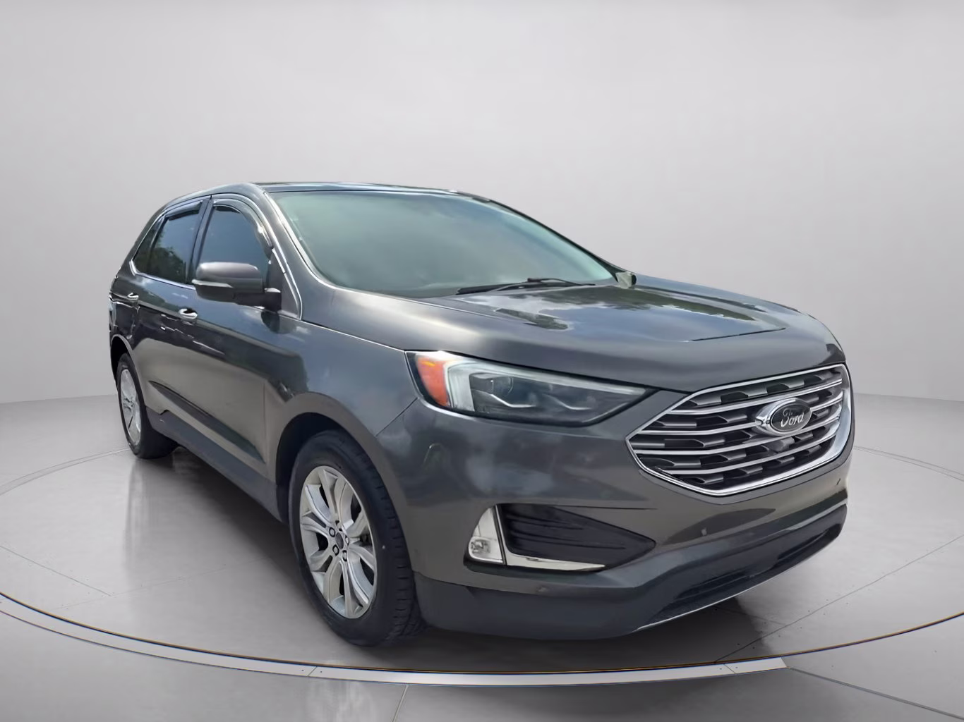 2019 Magnetic Metallic Ford Edge Titanium FWD SUV