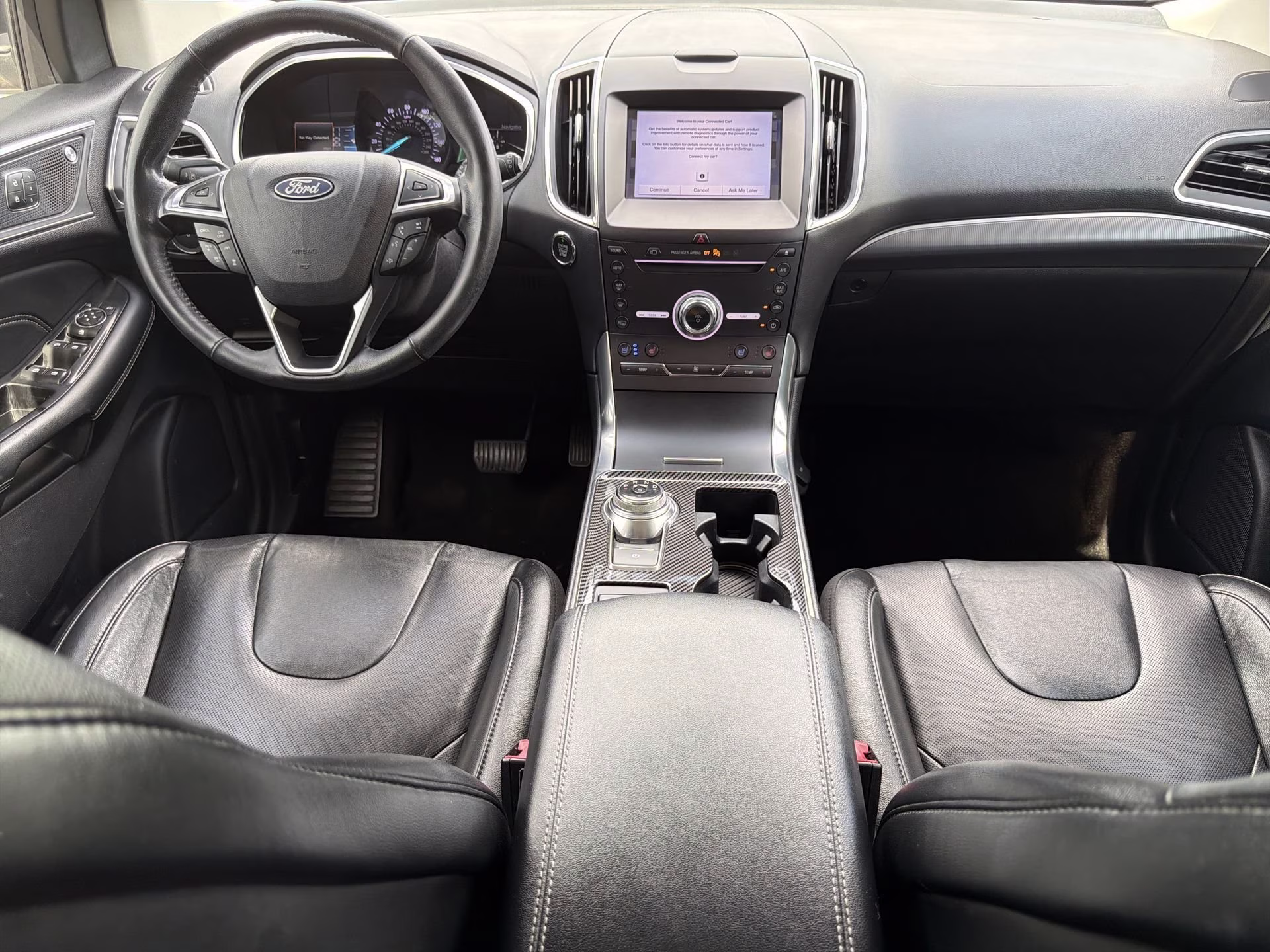 2019 Magnetic Metallic Ford Edge Titanium FWD SUV