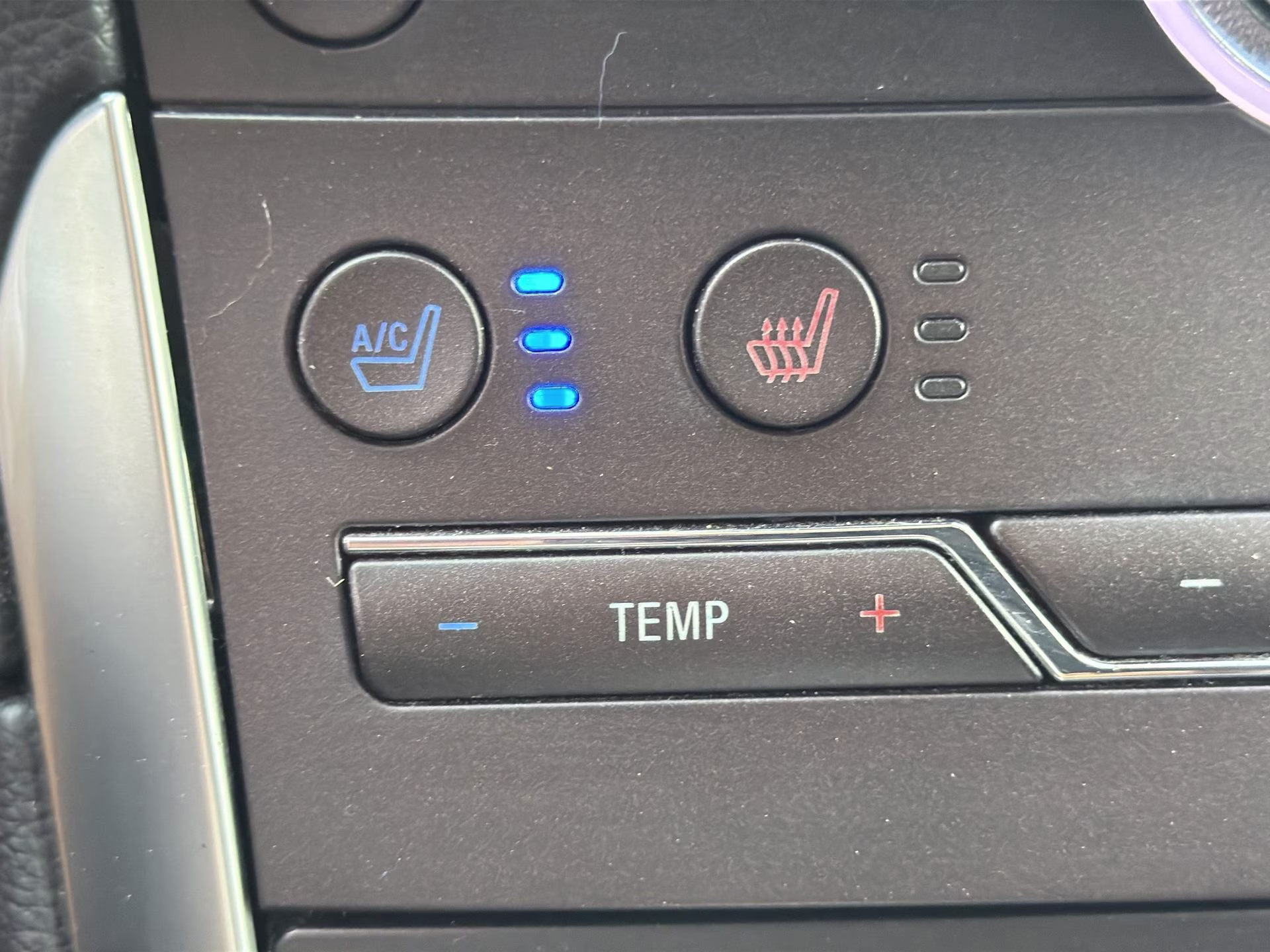2019 Magnetic Metallic Ford Edge Titanium FWD SUV