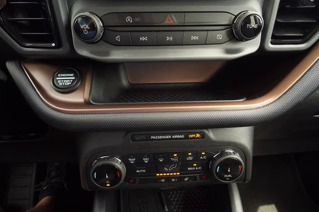 2024 Desert Sand Ford Bronco Sport Outer Banks 4X4 SUV