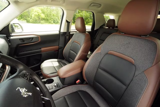 2024 Desert Sand Ford Bronco Sport Outer Banks 4X4 SUV