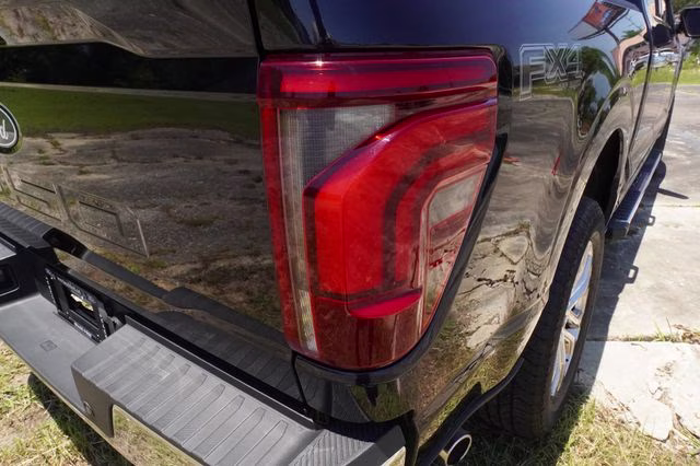 2024 Antimatter Blue Metallic Ford F-150 Lariat 4X4 Truck