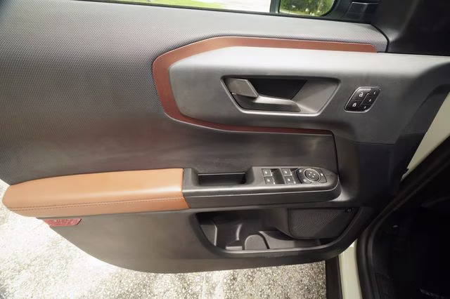 2024 Desert Sand Ford Bronco Sport Outer Banks 4X4 SUV