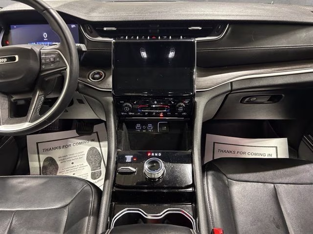 2022 Diamond Black Crystal Pearlcoat Jeep Grand Cherokee L Limited 4X4 SUV