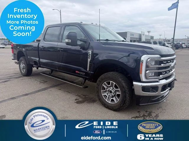 2023 Blue Metallic Ford Super Duty F-350 SRW Lariat 4X4 Truck