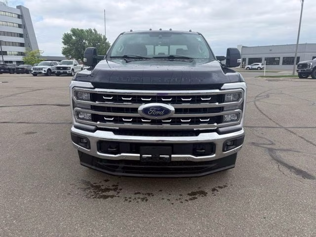 2023 Blue Metallic Ford Super Duty F-350 SRW Lariat 4X4 Truck