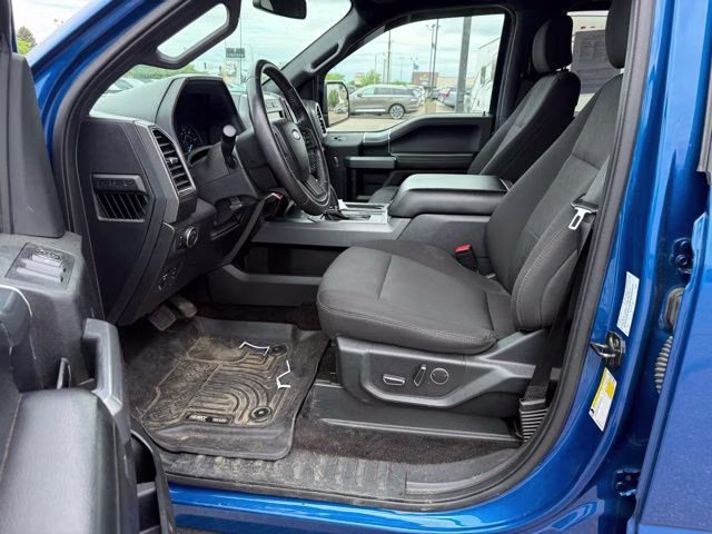 2018 Lightning Blue Ford F-150 XLT 4X4 Truck