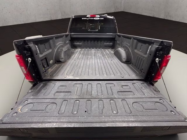 2022 Agate Black Metallic Ford F-150 XLT 4X4 Truck