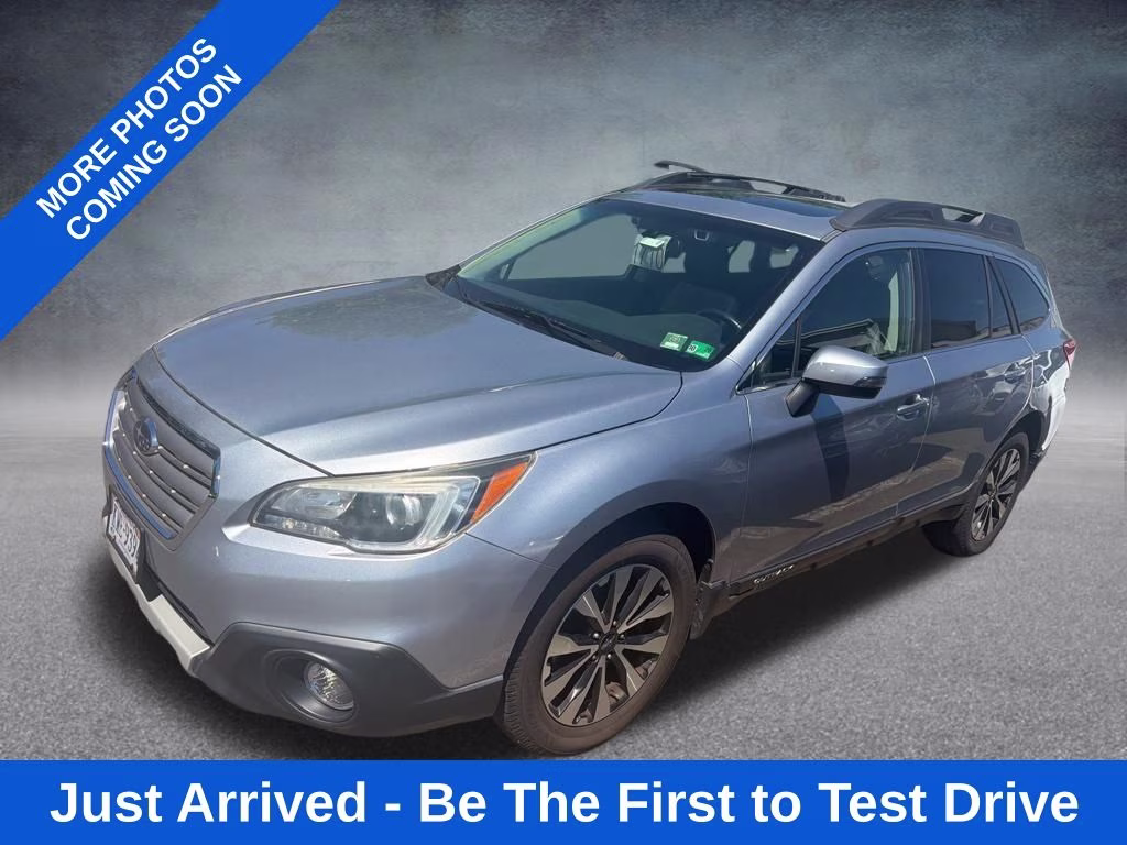 2016 Ice Silver Metallic Subaru Outback 2.5i AWD SUV