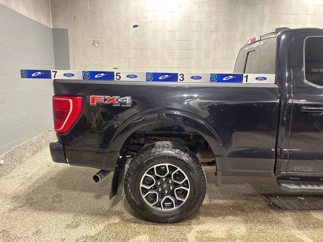 2022 Agate Black Metallic Ford F-150 XLT 4X4 Truck
