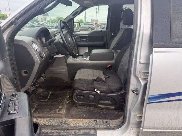 2005 Ford F-150 XLT 4X4 Truck