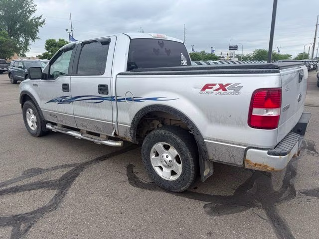 2005 Ford F-150 XLT 4X4 Truck