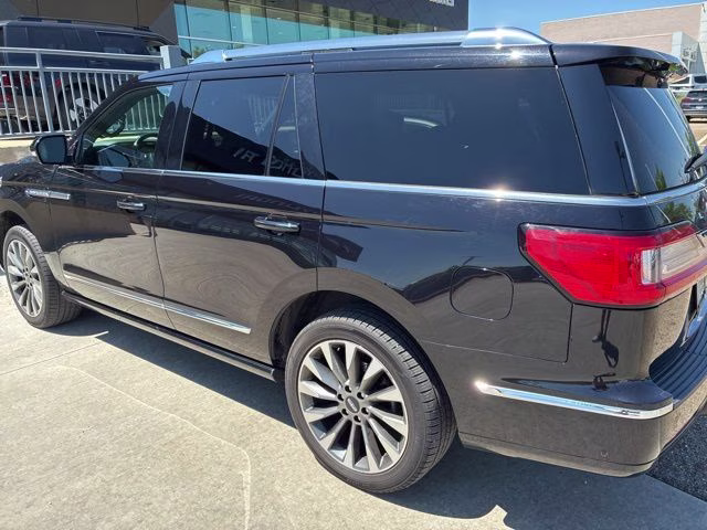 2021 Black Lincoln Navigator Reserve 4X4 SUV