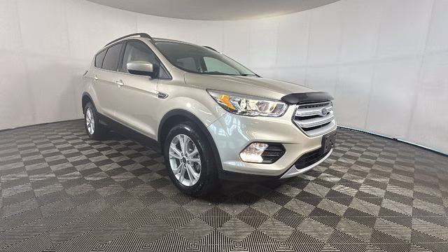 2018 White Gold Metallic Ford Escape SEL FWD SUV