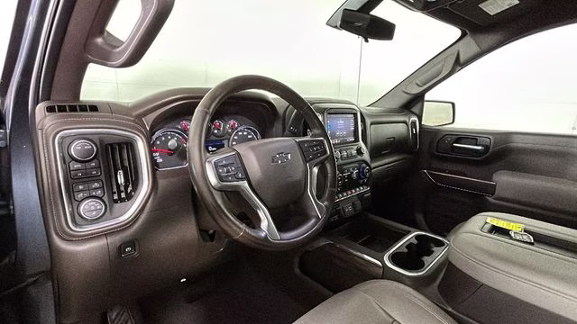 2020 Shadow Gray Metallic Chevrolet Silverado 1500 LT Trail Boss 4X4 Truck