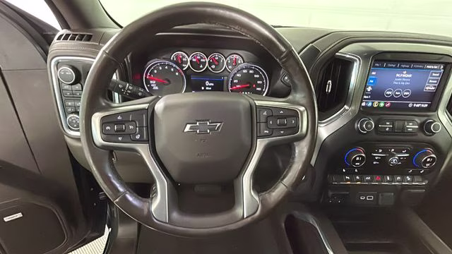 2020 Shadow Gray Metallic Chevrolet Silverado 1500 LT Trail Boss 4X4 Truck