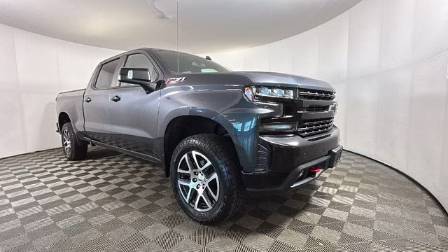 2020 Shadow Gray Metallic Chevrolet Silverado 1500 LT Trail Boss 4X4 Truck