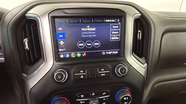 2020 Shadow Gray Metallic Chevrolet Silverado 1500 LT Trail Boss 4X4 Truck