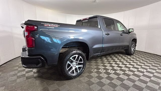 2020 Shadow Gray Metallic Chevrolet Silverado 1500 LT Trail Boss 4X4 Truck