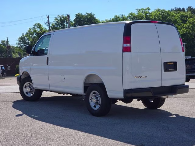 2026 Summit White Chevrolet Express 2500 Work Van RWD Van