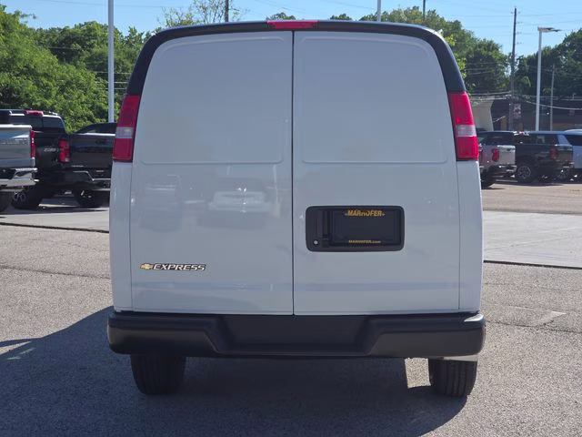 2026 Summit White Chevrolet Express 2500 Work Van RWD Van