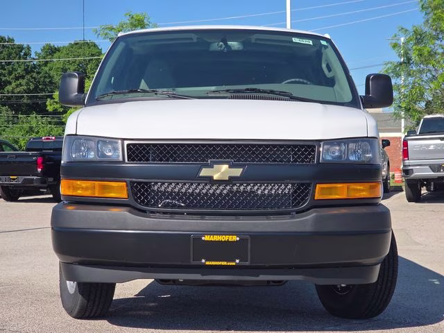 2026 Summit White Chevrolet Express 2500 Work Van RWD Van