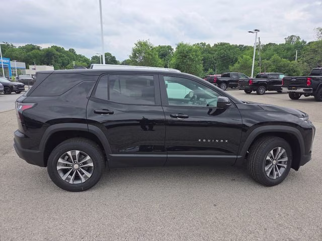 2026 Mosaic Black Metallic Chevrolet Equinox LT FWD SUV