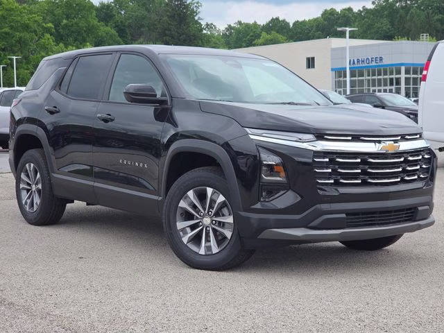 2026 Mosaic Black Metallic Chevrolet Equinox LT FWD SUV