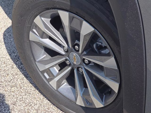 2026 Sterling Gray Metallic Chevrolet Equinox LT FWD SUV