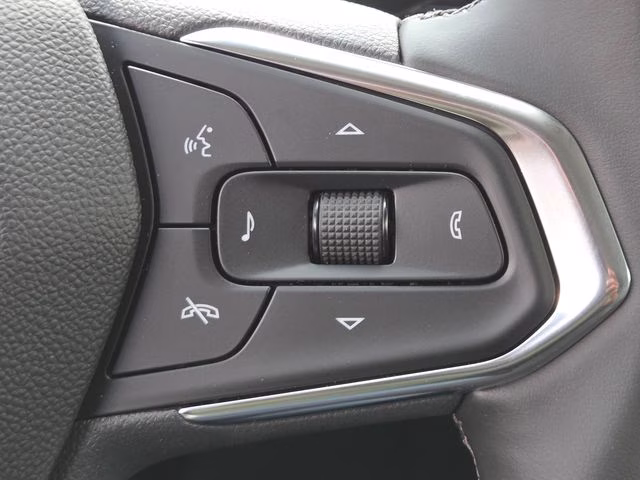 2026 Summit White Chevrolet Trax LT FWD SUV
