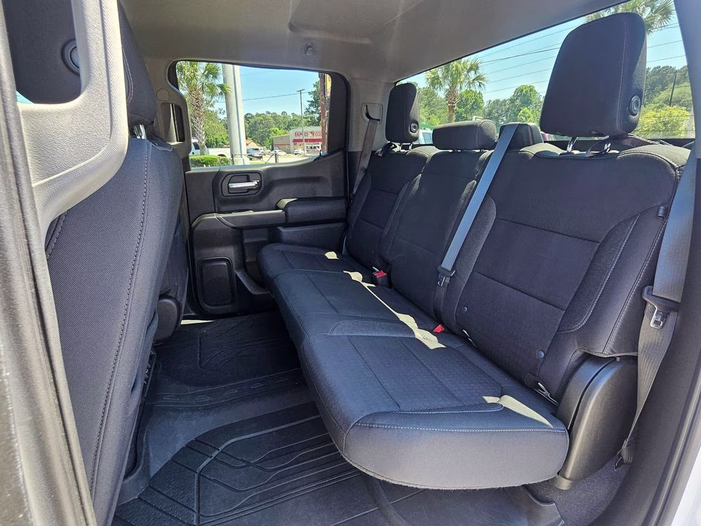 2022 Summit White Chevrolet Silverado 1500 LTD LT 4X4 Truck