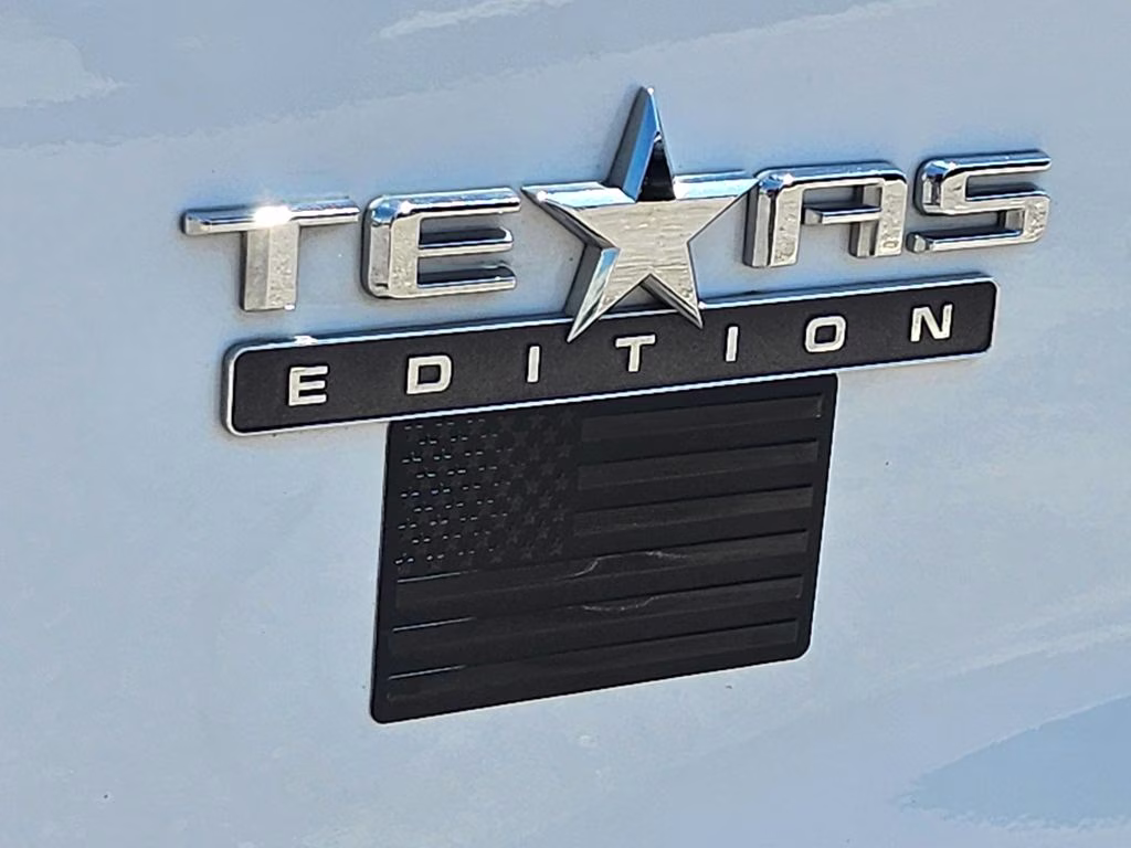 2022 Summit White Chevrolet Silverado 1500 LTD LT 4X4 Truck