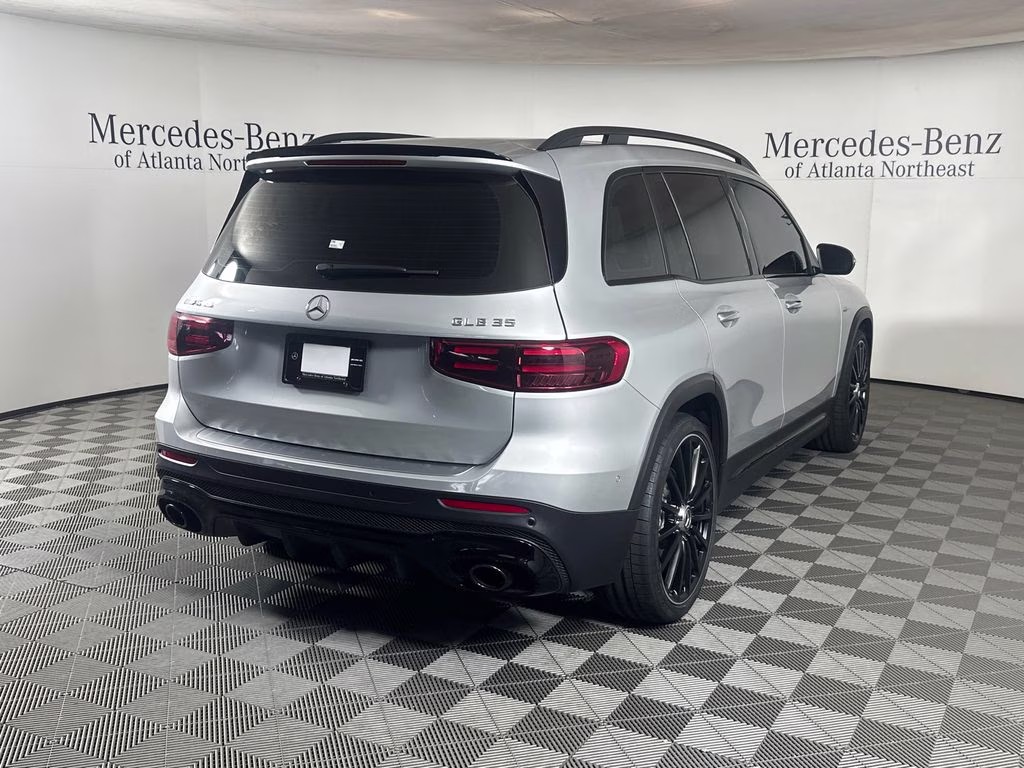 2024 Iridium Silver Metallic Mercedes-Benz GLB GLB 35 AMG AWD SUV