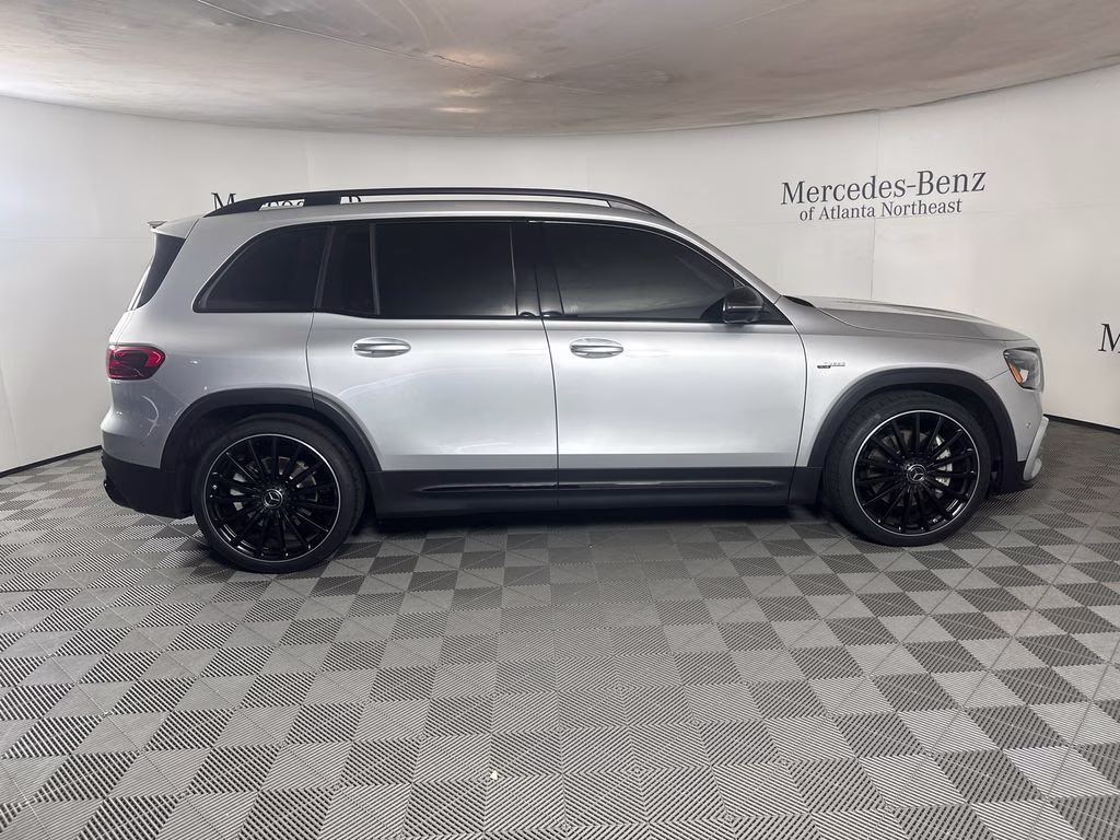 2024 Iridium Silver Metallic Mercedes-Benz GLB GLB 35 AMG AWD SUV