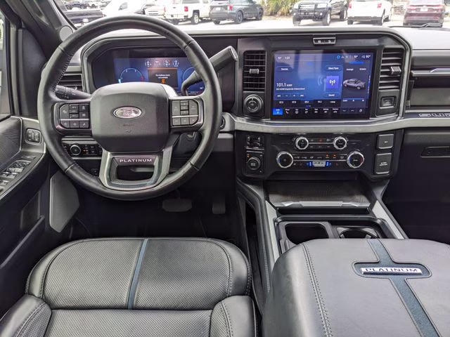 2025 Avalanche Ford Super Duty F-450 DRW Platinum 4X4 Truck