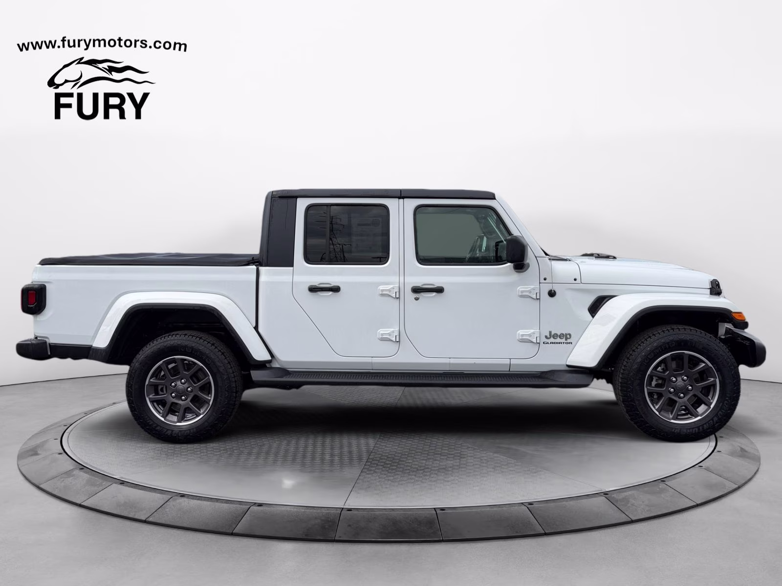 Used 2021 Jeep Gladiator Overland with VIN 1C6HJTFG6ML546240 for sale in Stillwater, Minnesota