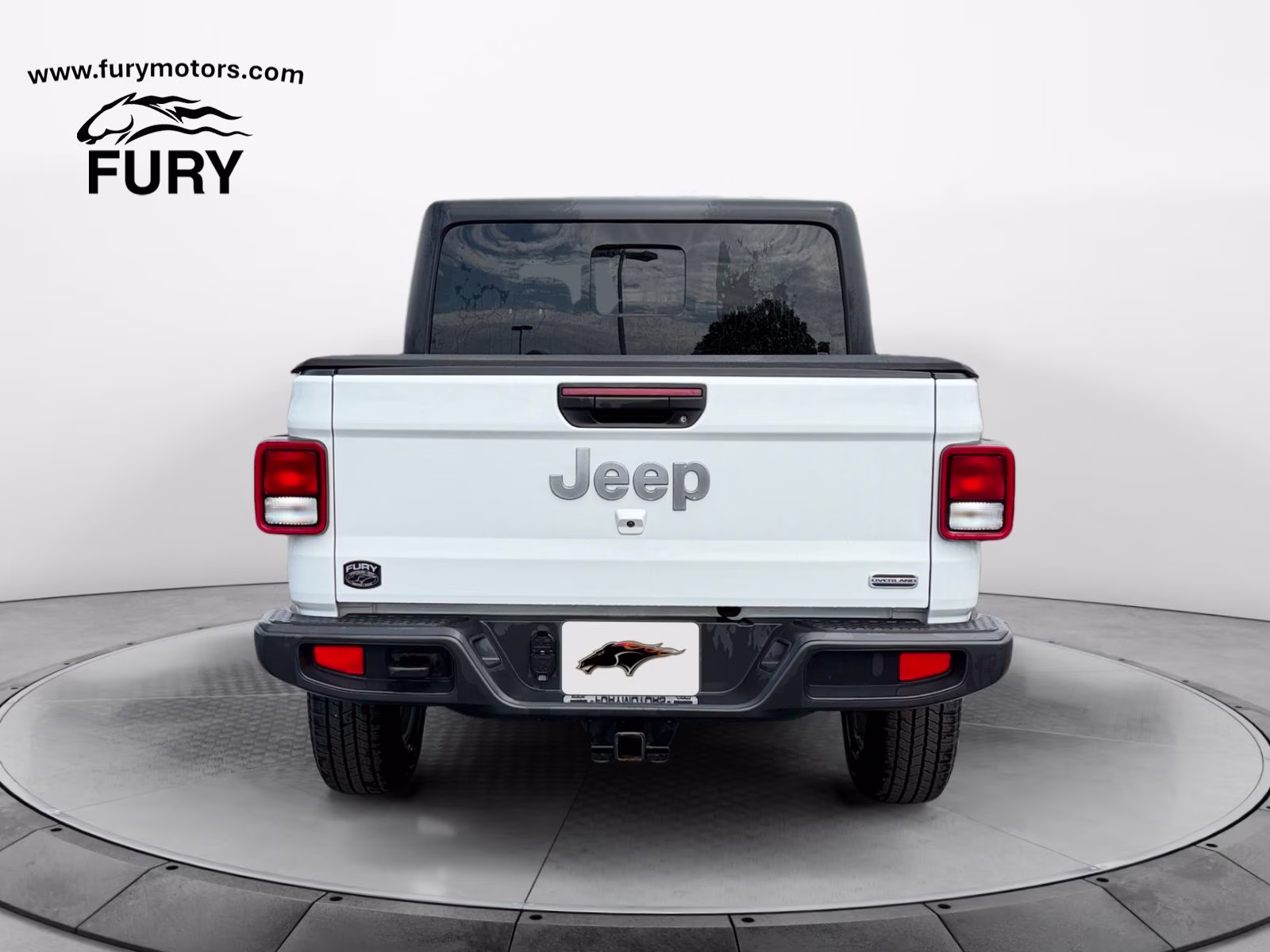 2021 Bright White Clearcoat Jeep Gladiator Overland 4X4 Truck