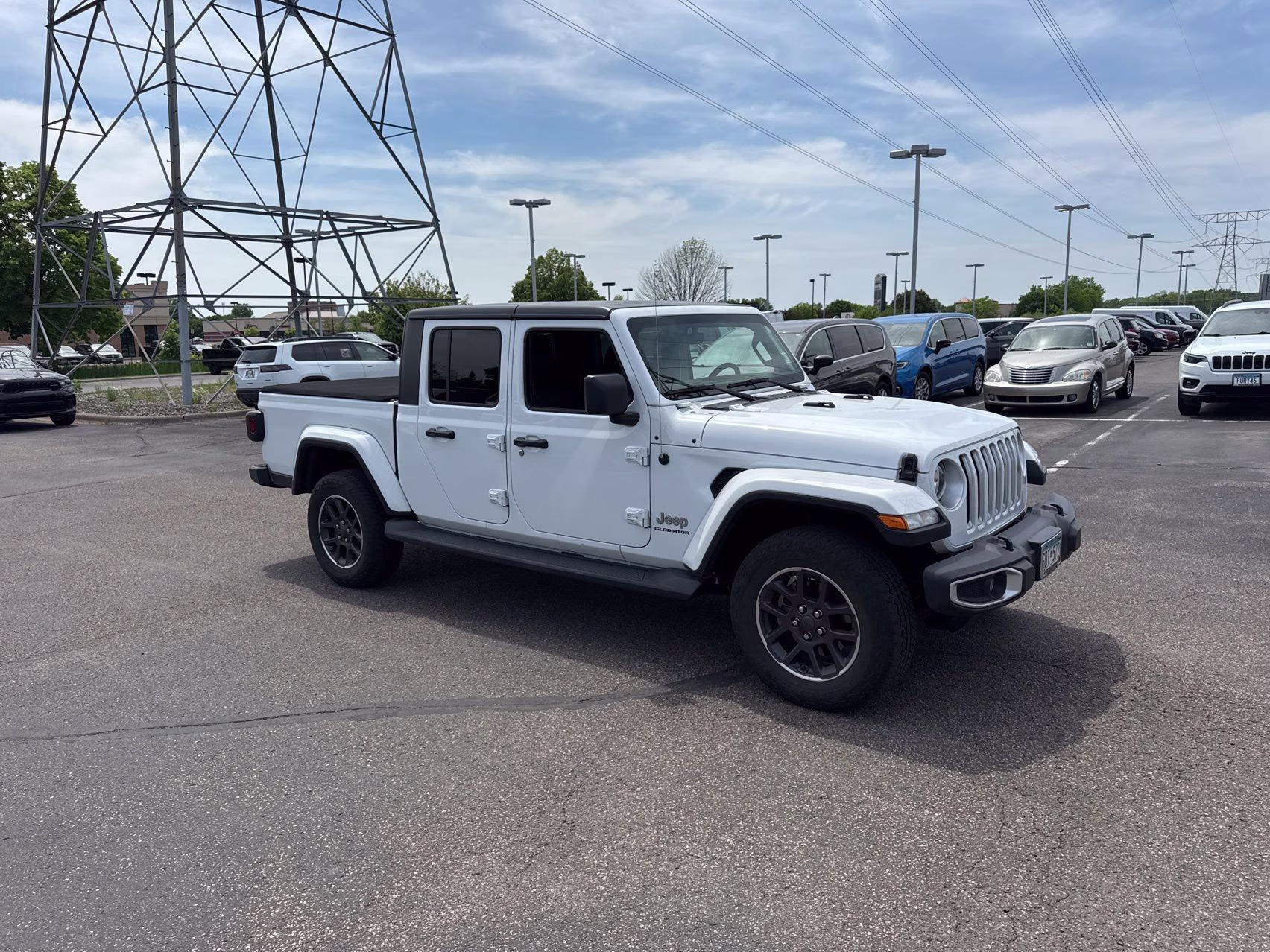 2021 Bright White Clearcoat Jeep Gladiator Overland 4X4 Truck