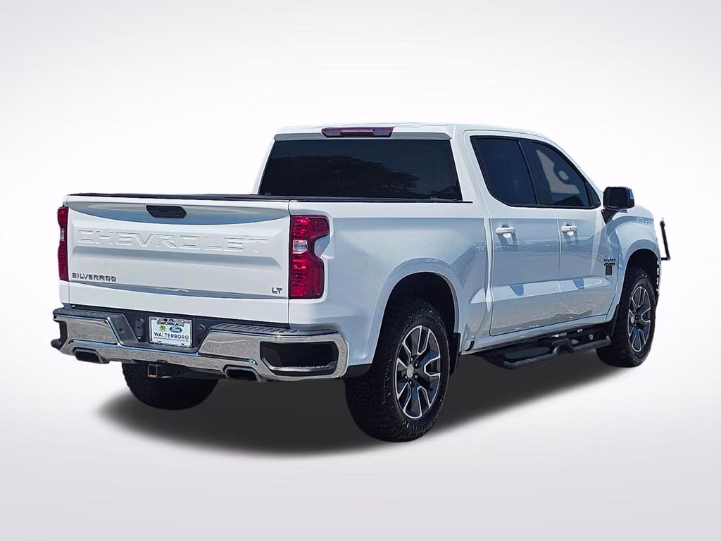 2022 Summit White Chevrolet Silverado 1500 LTD LT 4X4 Truck