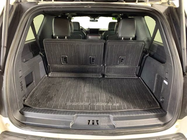 2022 Star White Metallic Tri-Coat Ford Expedition Max Limited 4X4 SUV