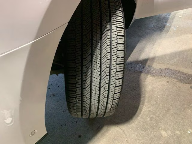 2018 White Platinum Clearcoat Metallic Ford Expedition Max Limited 4X4 SUV