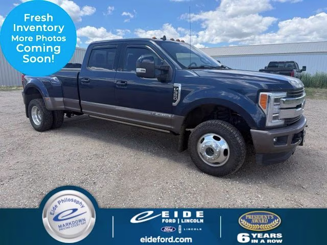 2019 Blue Jeans Metallic Ford Super Duty F-350 DRW King Ranch 4X4 Truck