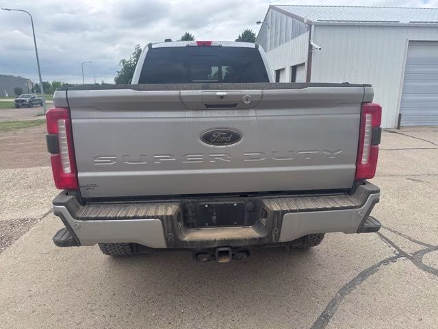 2024 Silver Metallic Ford Super Duty F-350 SRW Lariat 4X4 Truck