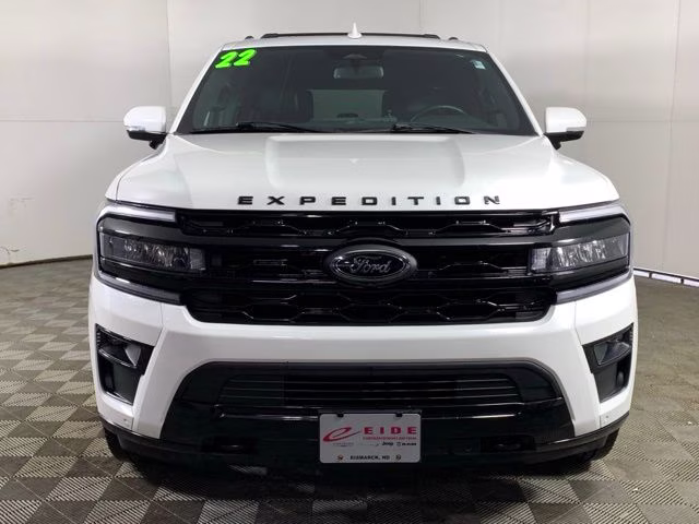 2022 Star White Metallic Tri-Coat Ford Expedition Max Limited 4X4 SUV
