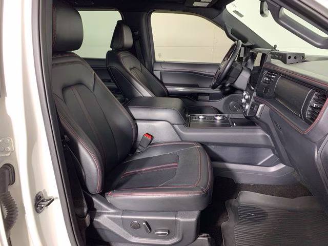 2022 Star White Metallic Tri-Coat Ford Expedition Max Limited 4X4 SUV